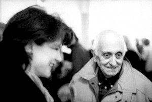 <p>Georges Borgeaud au CCS lors du vernissage de l’exposition de Francine Simonin en 1996 / Photo : Olivier Meylan</p>