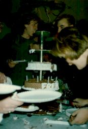 <p>“La fête à Freddy”, le 5 novembre 1988, en présence de Freddy Buache / Photo : D.R.</p>