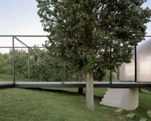 <p>T E N, projet Avala (maison près de Belgrade), 2020 © Maxime Delvaux</p>