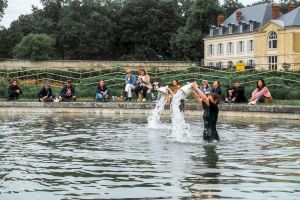 Sarina Scheidegger, ‘Ululoszzhhh’, Le Potager du Roi, 2025 (c) Valentin Duciel / Centre culturel suisse. On tour