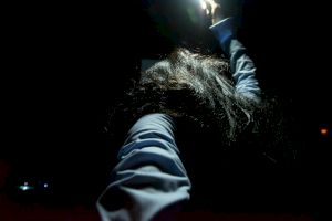 Dorota Gawęda and Eglė Kulbokaitė, <em>Brood (Scène 4) : Possession Undone</em> © Tristan Savoy / Centre culturel suisse. On tour