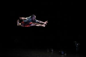 Edouard Hue, Flowers © Pierre-Emilio Médina