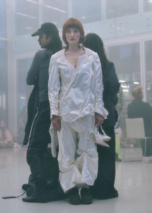 Sofiia Shymanska © Photos by @corinne.wenger for Doing Fashion HGK Basel FHNW