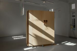 Monika Emmanuelle Kazi, terrain meuble, 2026. Photo Tristan Savoy / Centre culturel suisse. Paris
